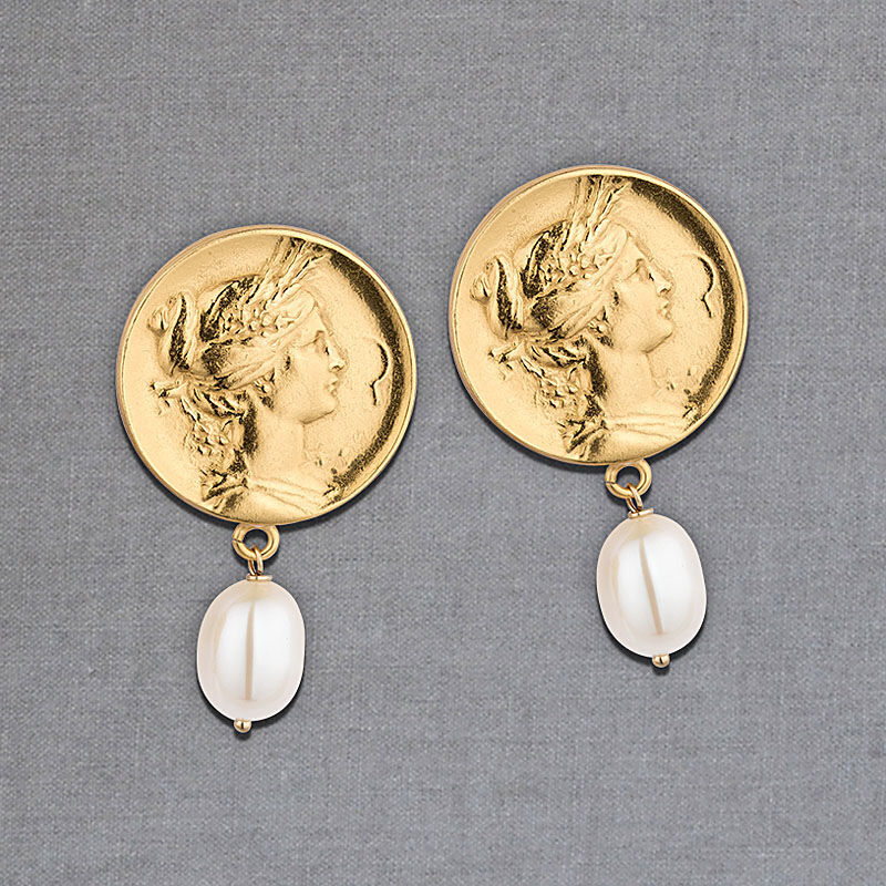 Goldene Medaillen-Ohrstecker mit Perle