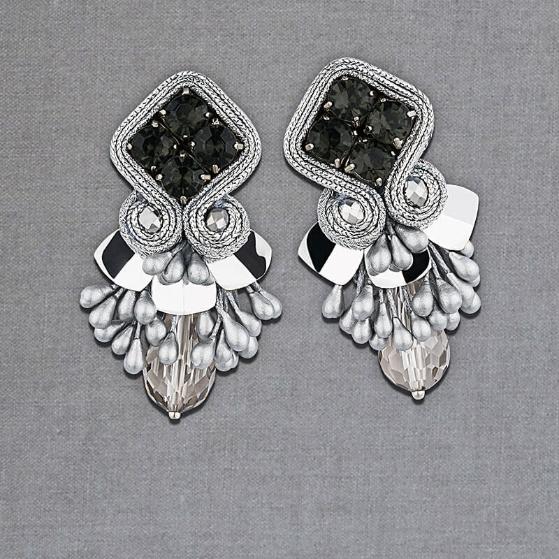 Soutache Ohrringe in Schwarz und Silber